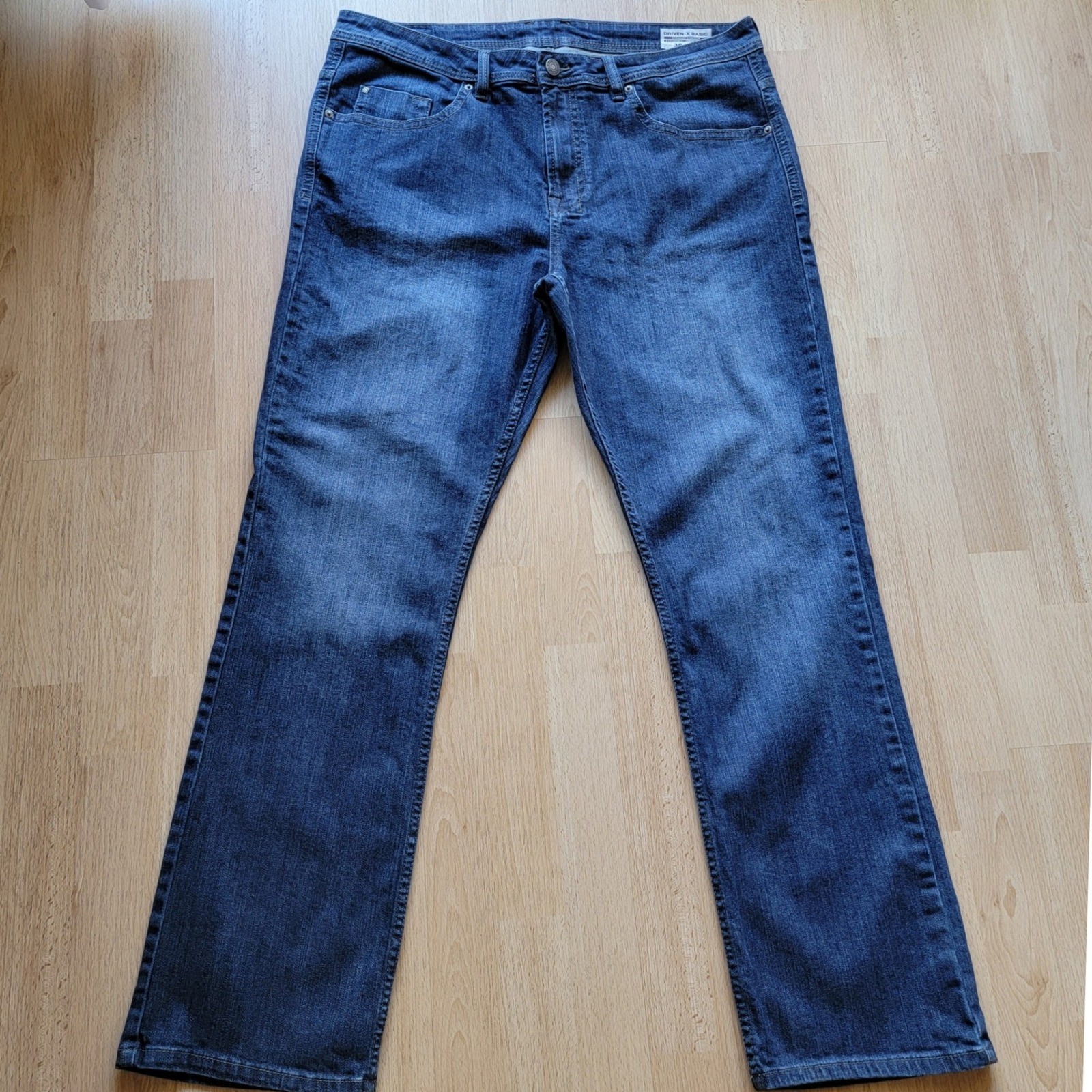 Buffalo David Bitton Driven-X Basic Mens 38x32 St… - image 1