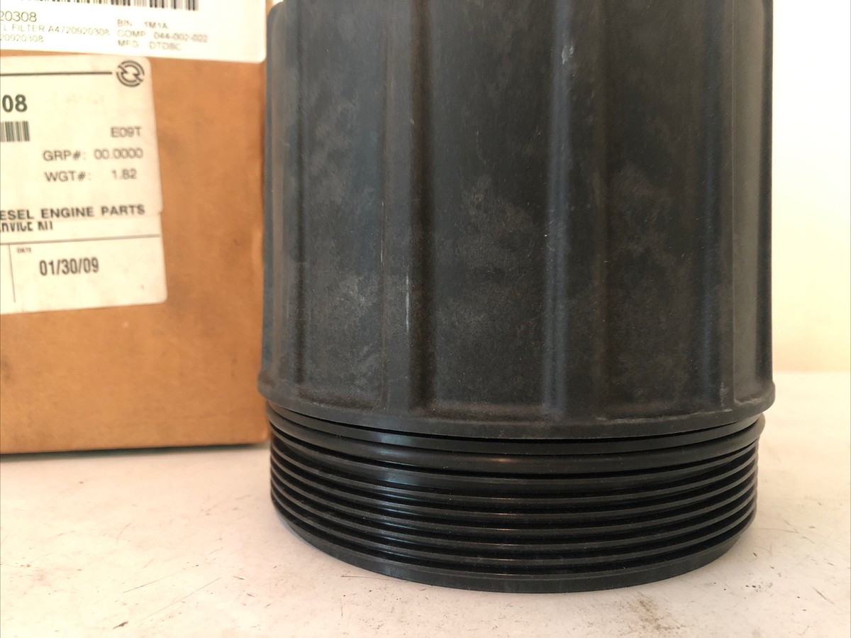 GENUINE DETROIT DIESEL FUEL FILTER CAP COVER A4720920308 NEW OEM 