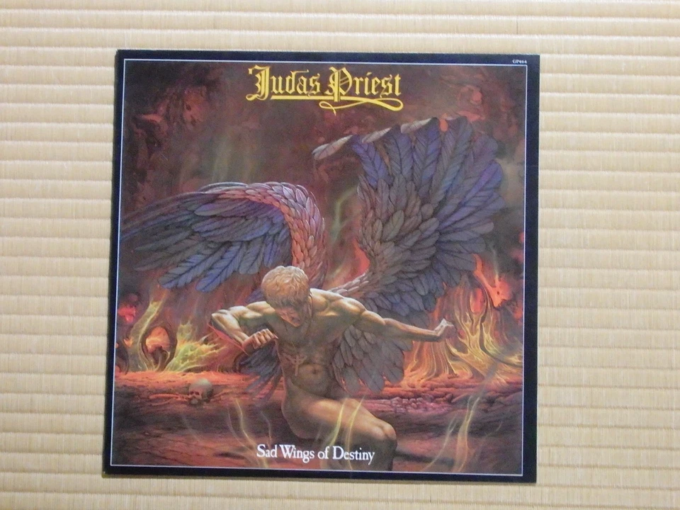 Judas Priest – Sad Wings Of Destiny GP-464 1st Japan press - Image 2 of 4