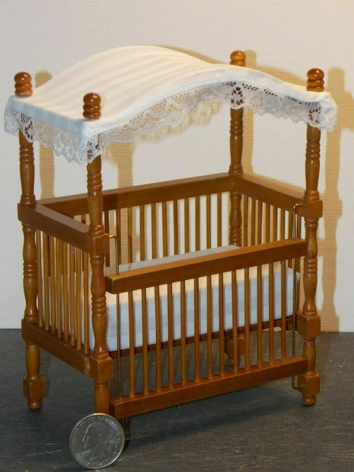 Casa de muñecas miniatura cama bebé cuna con colchón escala 1:12 pulgadas C56 Dollys Gallery Foto 2 de 2