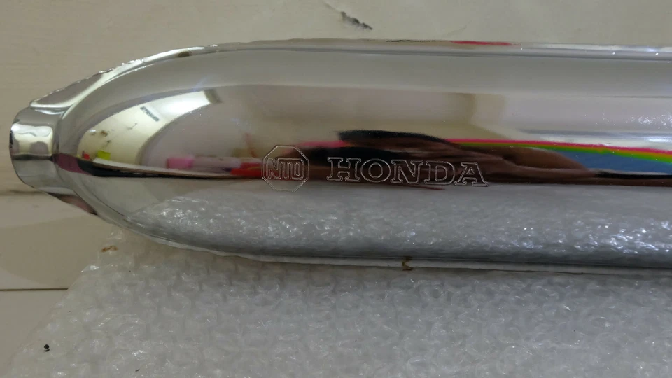 Honda 90 S90 CS90 Exhaust Muffler New - Image 2 of 4