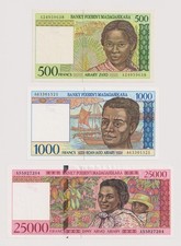 Madagascar 3 banknotes 500-1000-25,000 francs, year 1994-1998 XF+-UNC