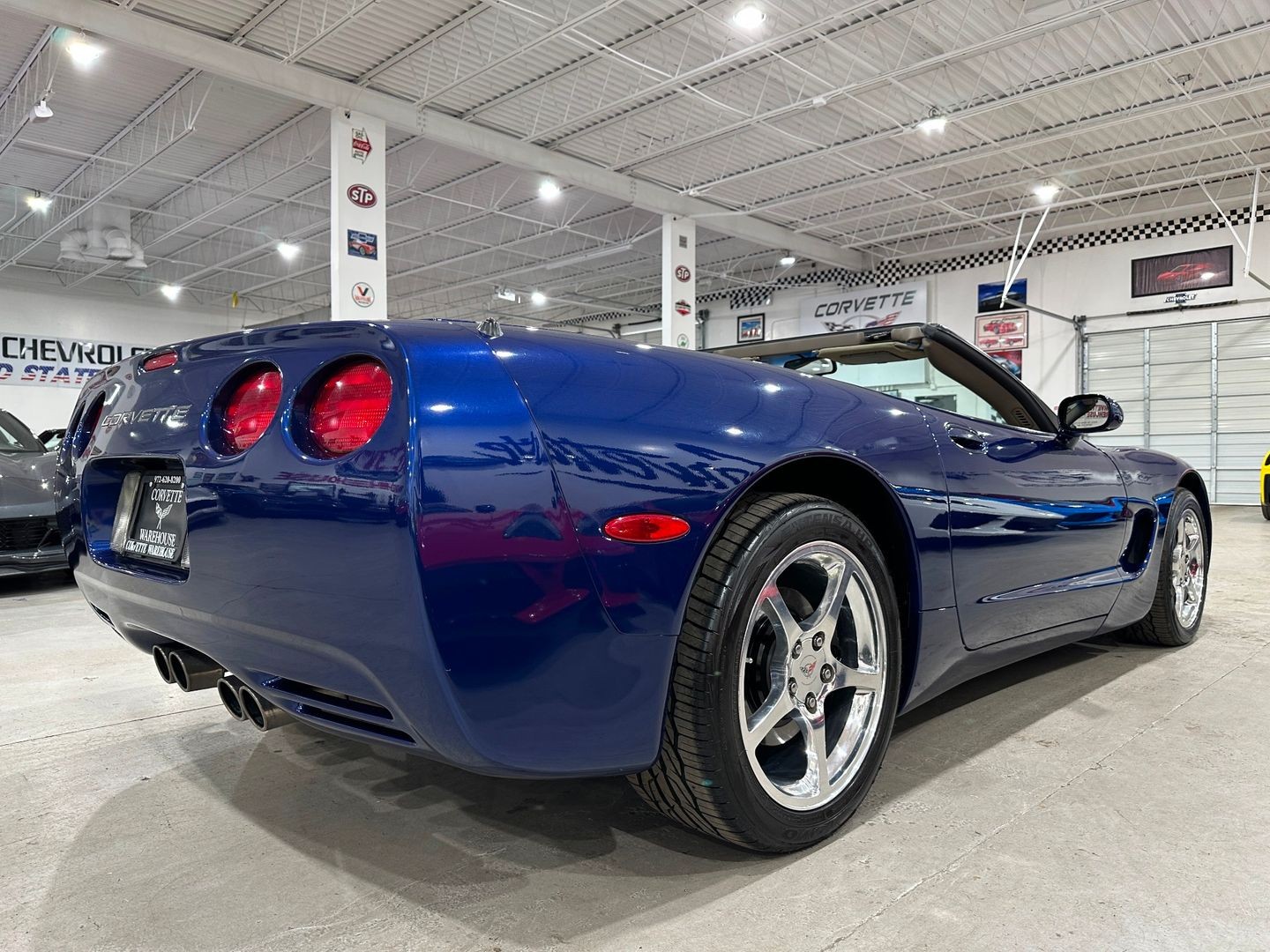 2004 [19U] LeMans Blue Chevrolet Corvette   | C5 Corvette Photo 7
