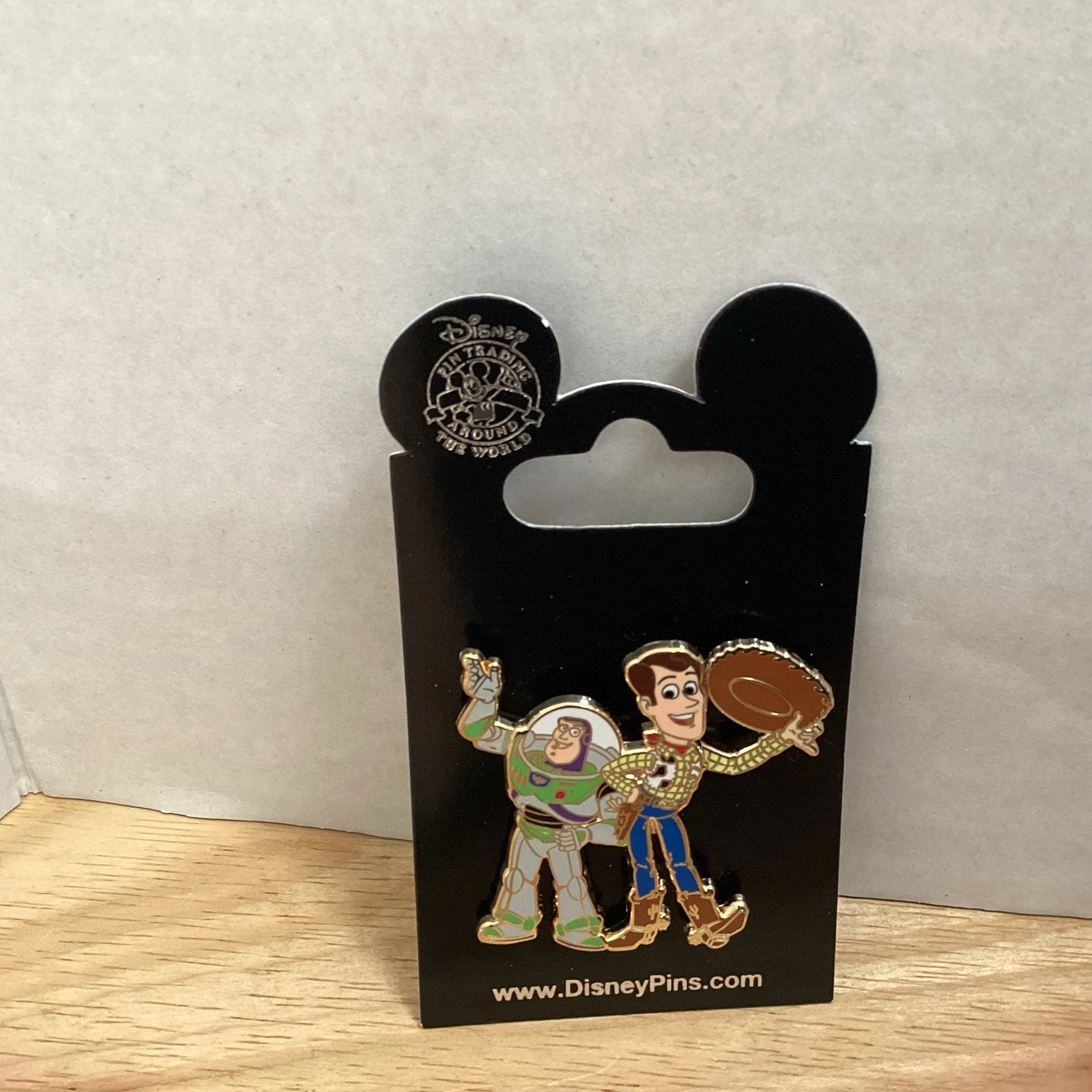 Disney Parks Toy Story Buzz and Woody Collectible Pin Arms Move Pin Trading