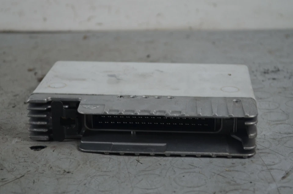 93272- Centralina ECU Saab 900 Dal 1979 al 1993 Cod 4002176 - Immagine 4 di 4