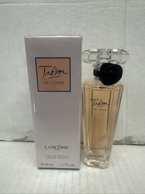 トレゾアイン・ラブ Lancome Tresor in Love 50mL / 1.7oz Eau De Parfum Spray Open Box
