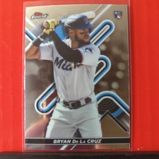 2022 Topps Finest - #24 Bryan De La Cruz (RC) Miami Marlins Rookie 
