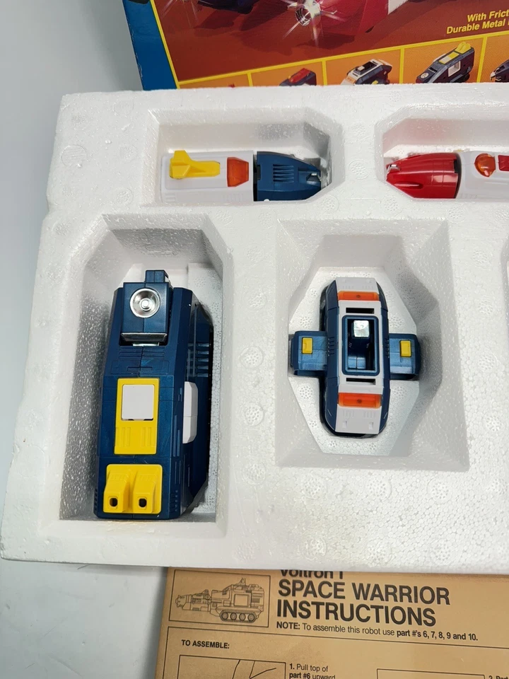 MATCHBOX TOEI ORIGINAL 1984 VOLTRON 1 JUEGO GUERRERO ESPACIAL NUEVO EN CAJA Defender Raro Foto 3 de 4