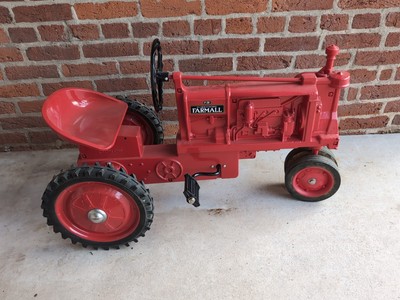 LOT JOUEF IH Farmall Mac Cormick lot 3 tracteur HS pièce détachée & 2