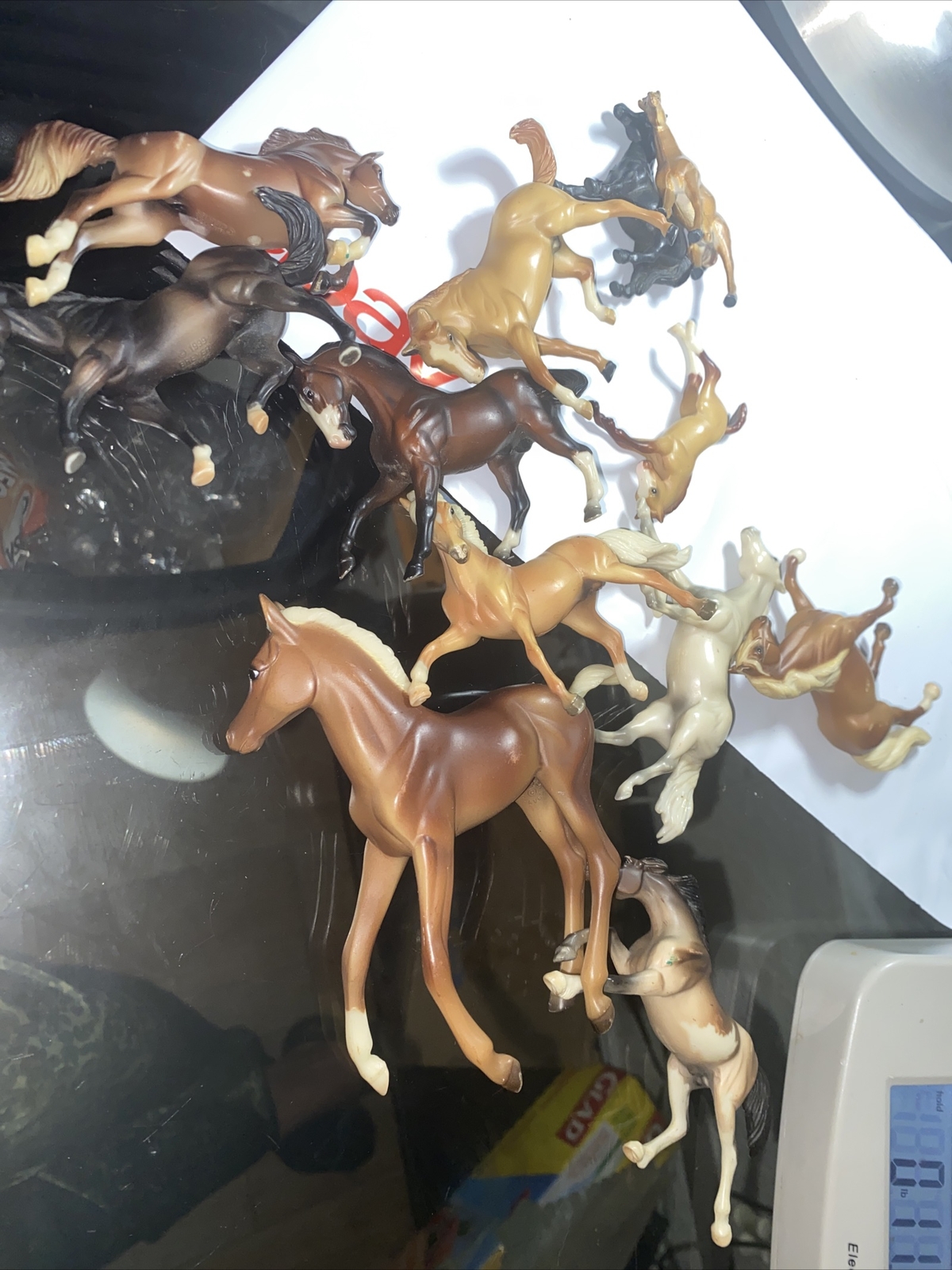 Breyer Reeves Horses 2 mini Horses Unmarked 12Pc See All pictures Mixed