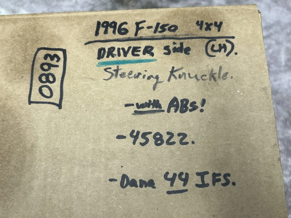 1994-1996 Ford F-150 - DRIVER Dana 44 IFS Front ABS Steering Knuckle 45822 LH - Image 2 of 4
