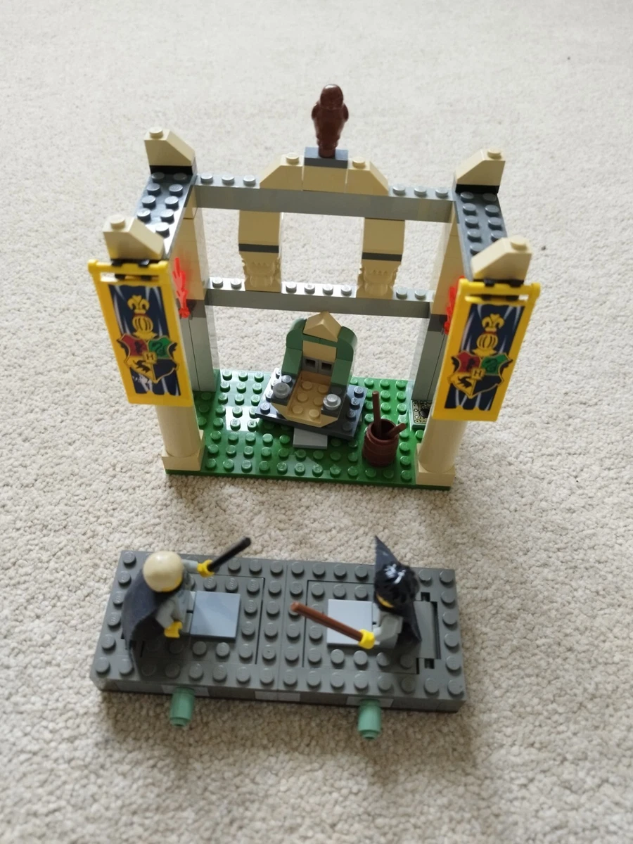 LEGO Harry Potter The Dueling Club 4733 incomplete 673419016070