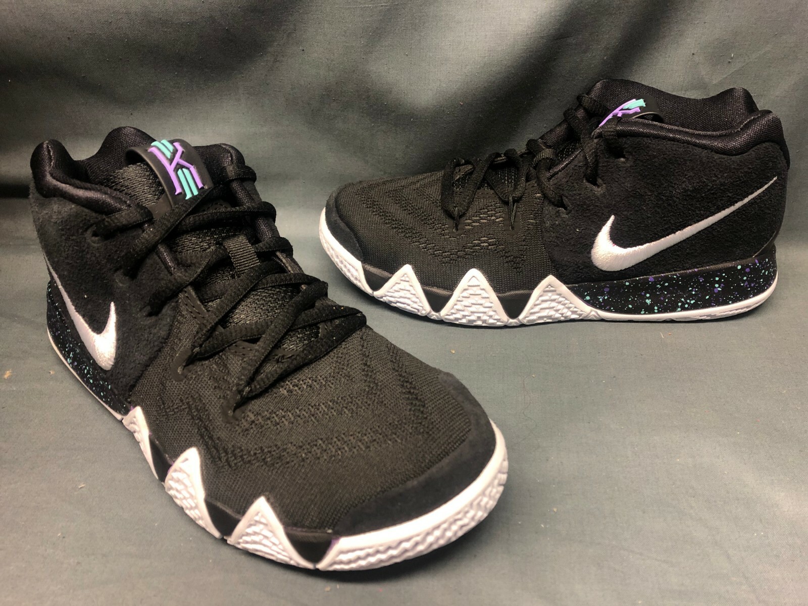 kyrie 4 sizing