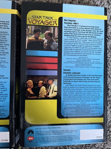 Star Trek Voyager VHS Collectors Edition Set Of 5 tapes - Picture 5 of 12