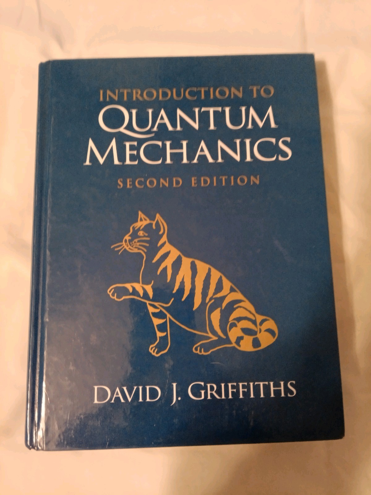 Introduction to Quantum Mechanics 2nd  edition by David J. Griffiths, One Owner