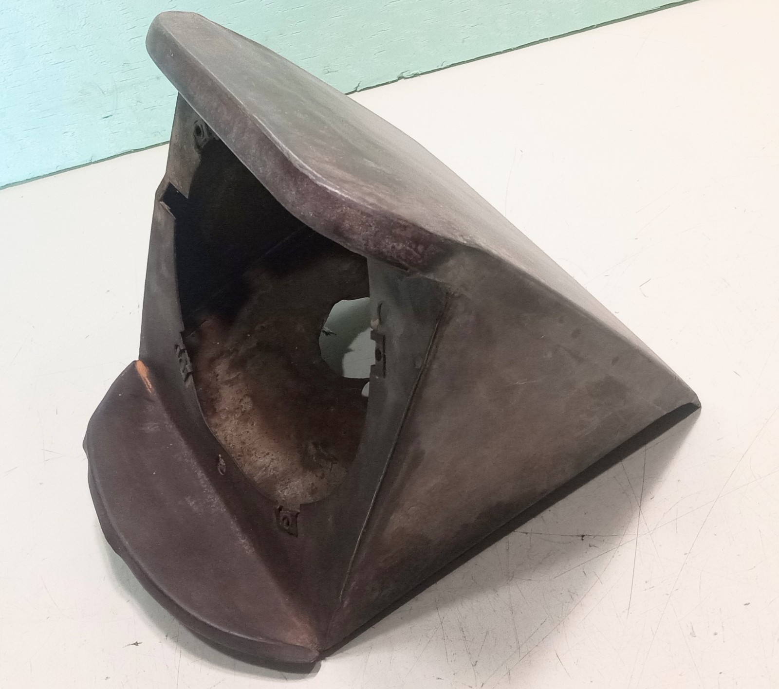Maserati Bora Front Headlight Bucket_117 BT 75862_Merak_RT_DAMAGED_GENUINE
