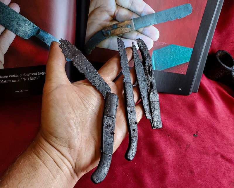 1700s Fur Trade ~ Folding Knives