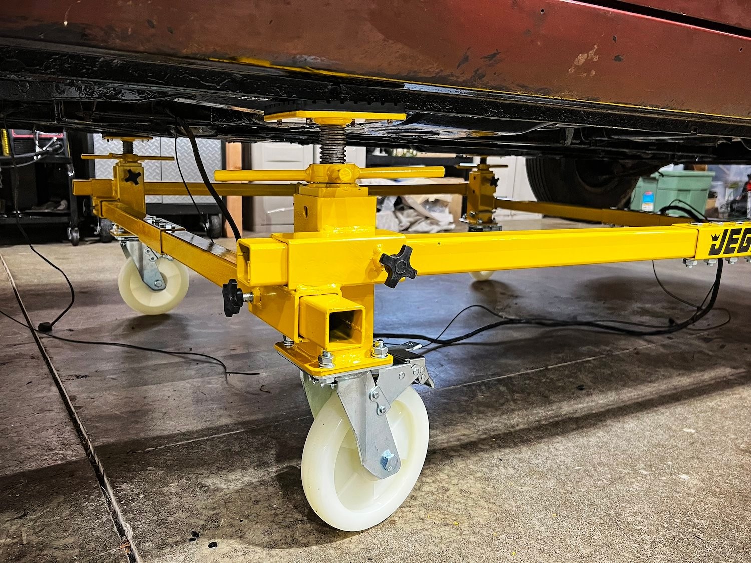 JEGS 81240 Auto Body Restoration Cart 2000 lb. Capacity