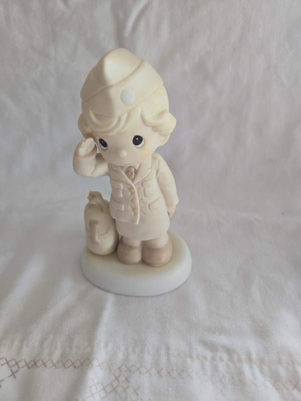 Precious Moments "Bless Those That Serve Their Country" 1991 Figurine