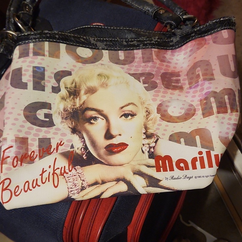 Marilyn Monroe "Forever Beautiful" Promotional Handbag Purse w/ Shoulder Strap