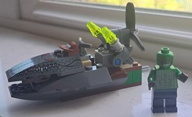 Lego Batman 7780 Killer Croc Jet Ski and CUSTOM minifigure 