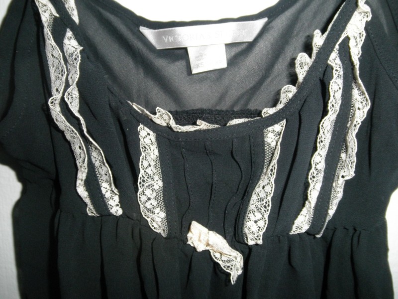 Beautiful Black Negligee NIGHTGOWN Lingerie White Lace Bow Adjustable Strap