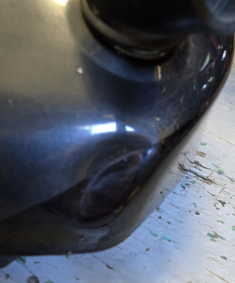 OEM KAWASAKI ZX-7 NINJA 1989 TANQUE DE COMBUSTIBLE ÉBANO/GRIS 51003-5061-T4 *ABOLLADO* Foto 4 de 4