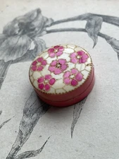 Antique Small Pink Flower Decor Fly Box - Collection