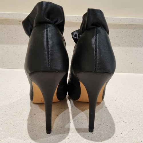 Pour La Victorie Size 10 Black Satin Sexy High Heels - Picture 6 of 8