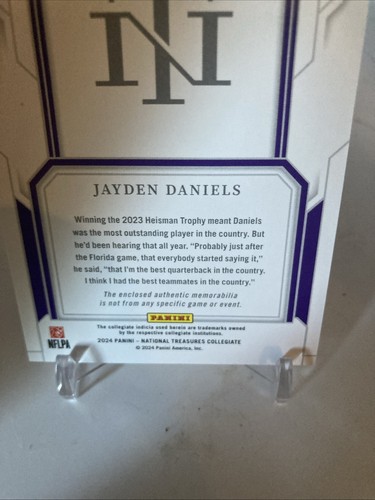 2024 National Treasures Collegiate Combo Materials #11/25 Jayden Daniels Rookie - Picture 9 of 10