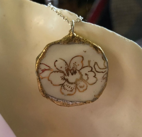 Oodelally Shop Broken Plate Artisan Made Pendent Made From Royal China