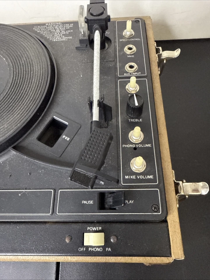 复古 Audiootronics 便携式唱机 535V 33/45/78RPM 带扬声器和机箱已测试 — 第 3/4 张图片