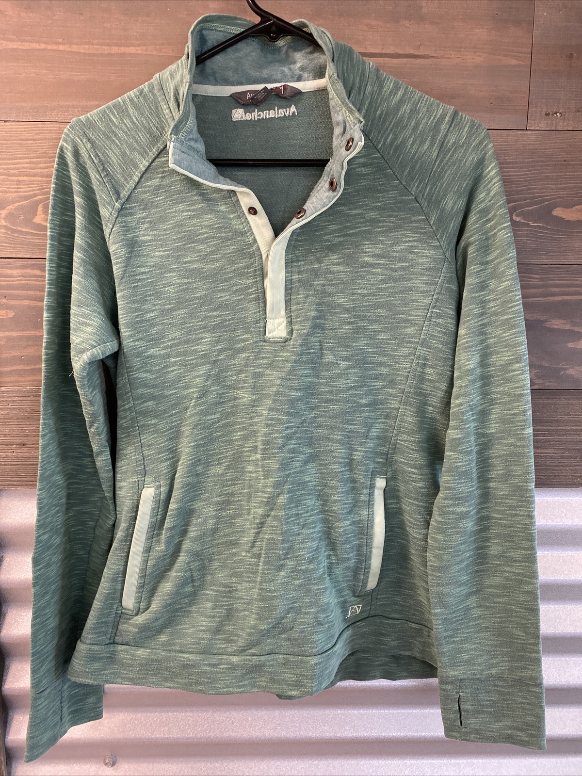 Avalanche Sweatshirt Running Pullover Thumbholes … - image 1