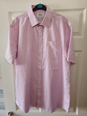 CHARLES TYRWHITT Mens Non Iron Short Sleeved Pink Check