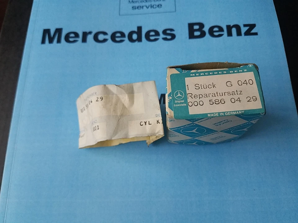 W110, W111 - NOS Mercedes Benz - 0005860429, Clutch Slave Cylinder Repair Kit - Image 2 of 4