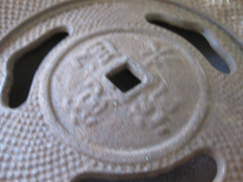 antique CAST IRON INCENSE BURNER dish with lid - 第 2/8 張圖片