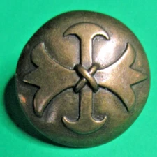VINTAGE JHB 7/8" CELTIC CROSS GOLD METAL SHANK NOVELTY BUTTON NEW UNUSED-S535