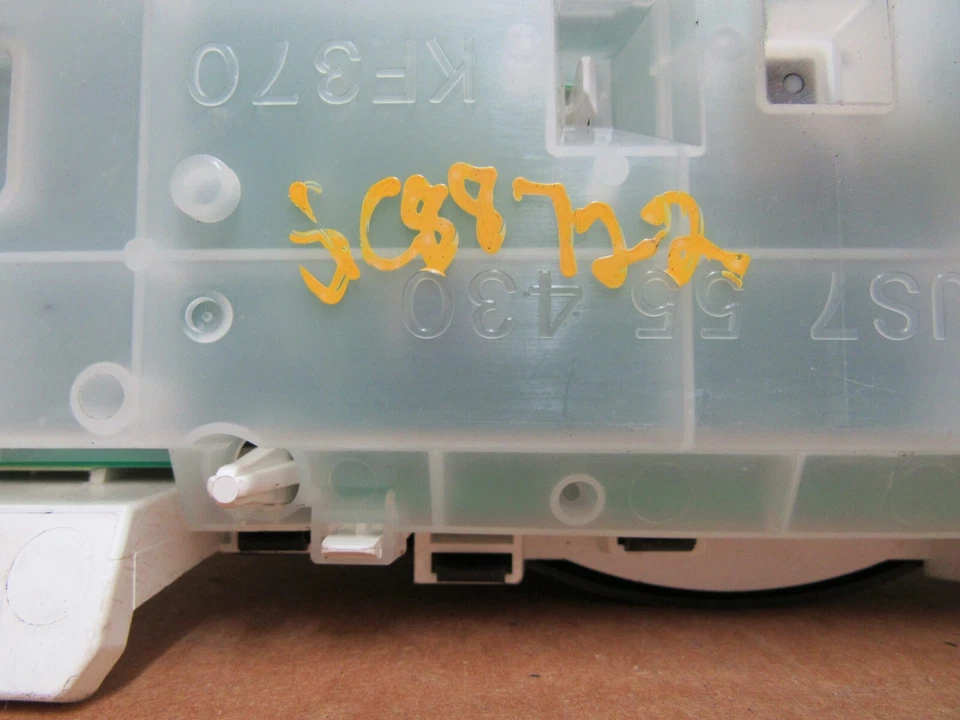 Medidor de racimo velocímetro 14 15 16 MAZDA 3 SPORT Foto 3 de 4