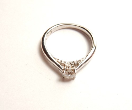 Diamond Engagement Ring Solitaire White Gold 0.39 carat Certificated 18ct - Picture 2 of 9