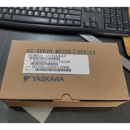 1PC New YASKAWA SGMAH-01BAA41 AC Servo Motor SGMAH01BAA41 Expedited Shipping - Picture 1 of 4