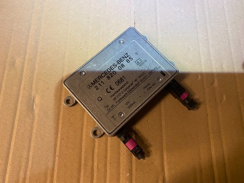 Mercedes W211 W209 E-Klasse Steuergerät Antenne Antennenverstärker 2118200885