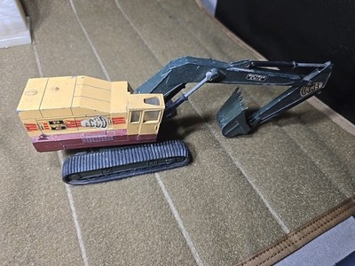 Bucyrus Erie 40-H Hydraulic Excavator Green Esco bucket 1/50 Diecast NZG# 139