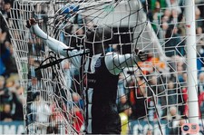 PAPISS CISSE SIGNED NEWCASTLE UNITED 12x8 PHOTO (ACG CERT AG18129)