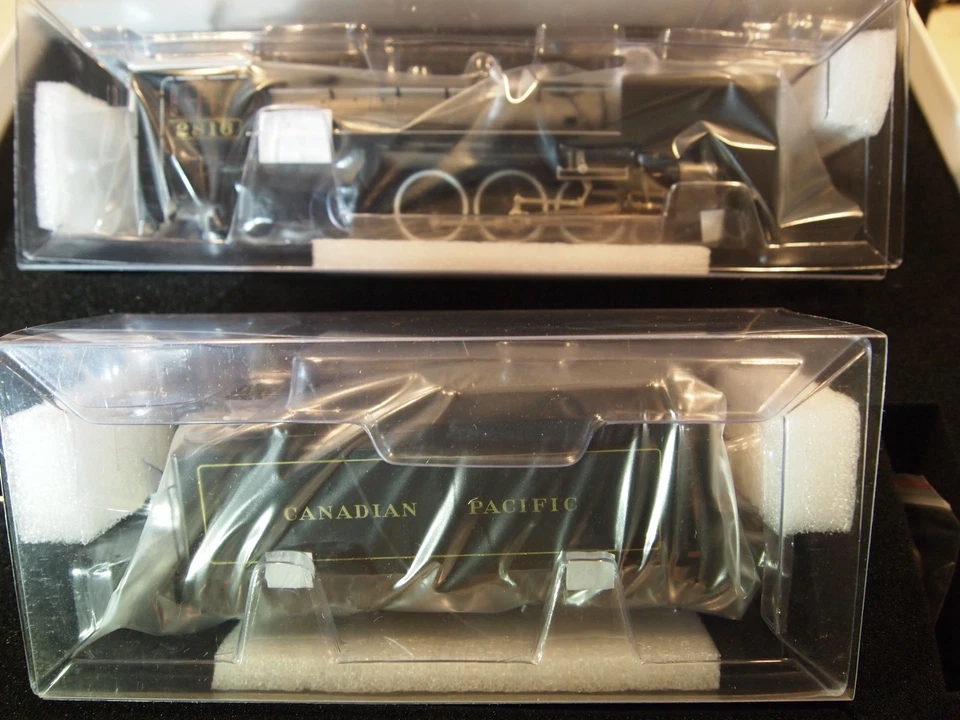 RAPIDO 601505 CANADIAN PACIFIC No.2816 H1b 4-6-4 AS DELIVERED with dcc/sound - Image 3 of 4