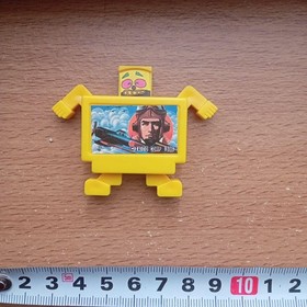 [Showa Retro] Famicom Cartridge Transforming Robot ①