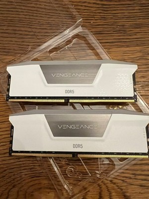CORSAIR VENGEANCE RGB DDR5 RAM 32GB (2x16GB) 6000MHz CL36-36-36-76 1.35V