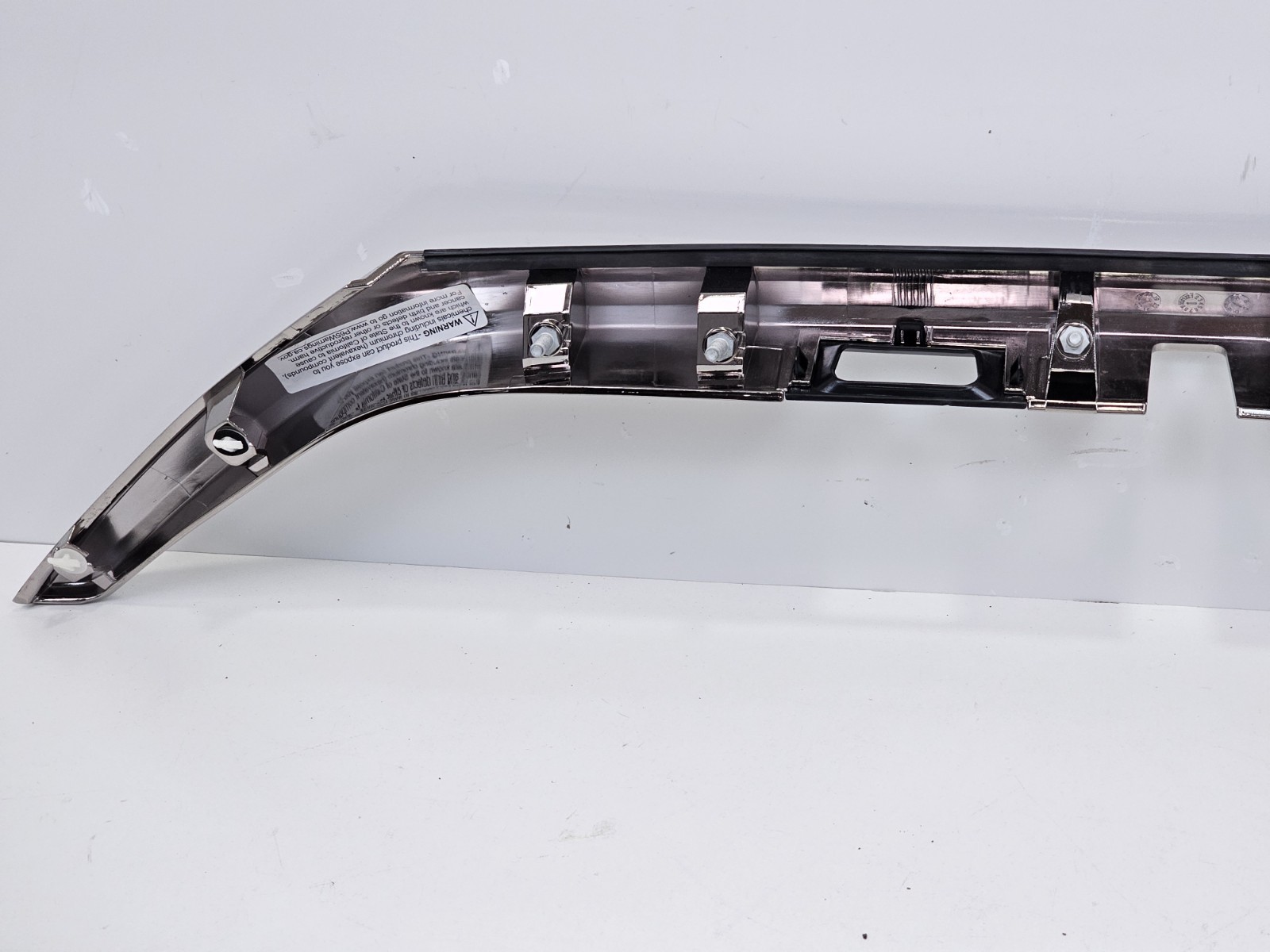 2015 2016 2017 CAMRY Molding Deck Trunk Lid Trim Garnish Molding Chrome