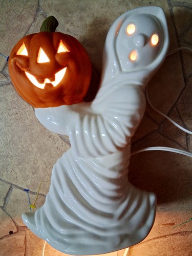 Vintage Ceramic Halloween Ghost Holding Pumpkin Jack-O-Lantern Light Works 12"