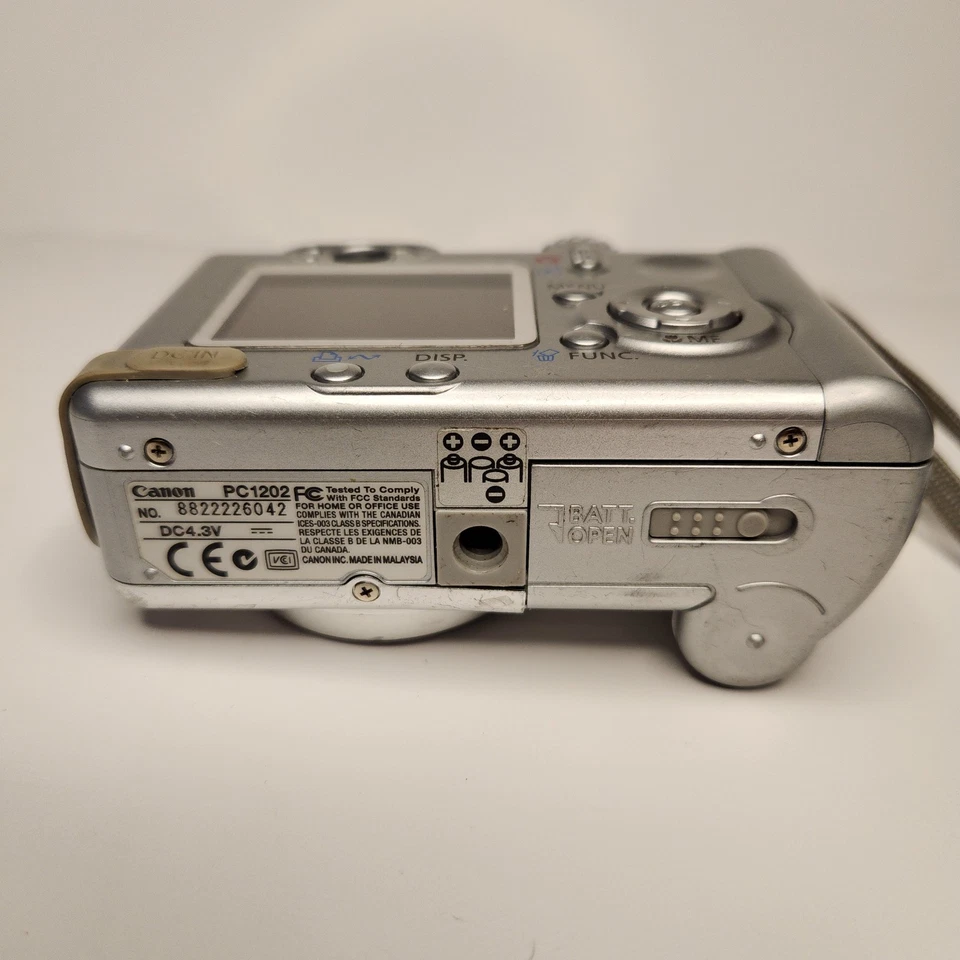 Canon PowerShot A75 3.2MP Digital Camera Silver Works 3x Optical Zoom WORKS - Image 4 of 4