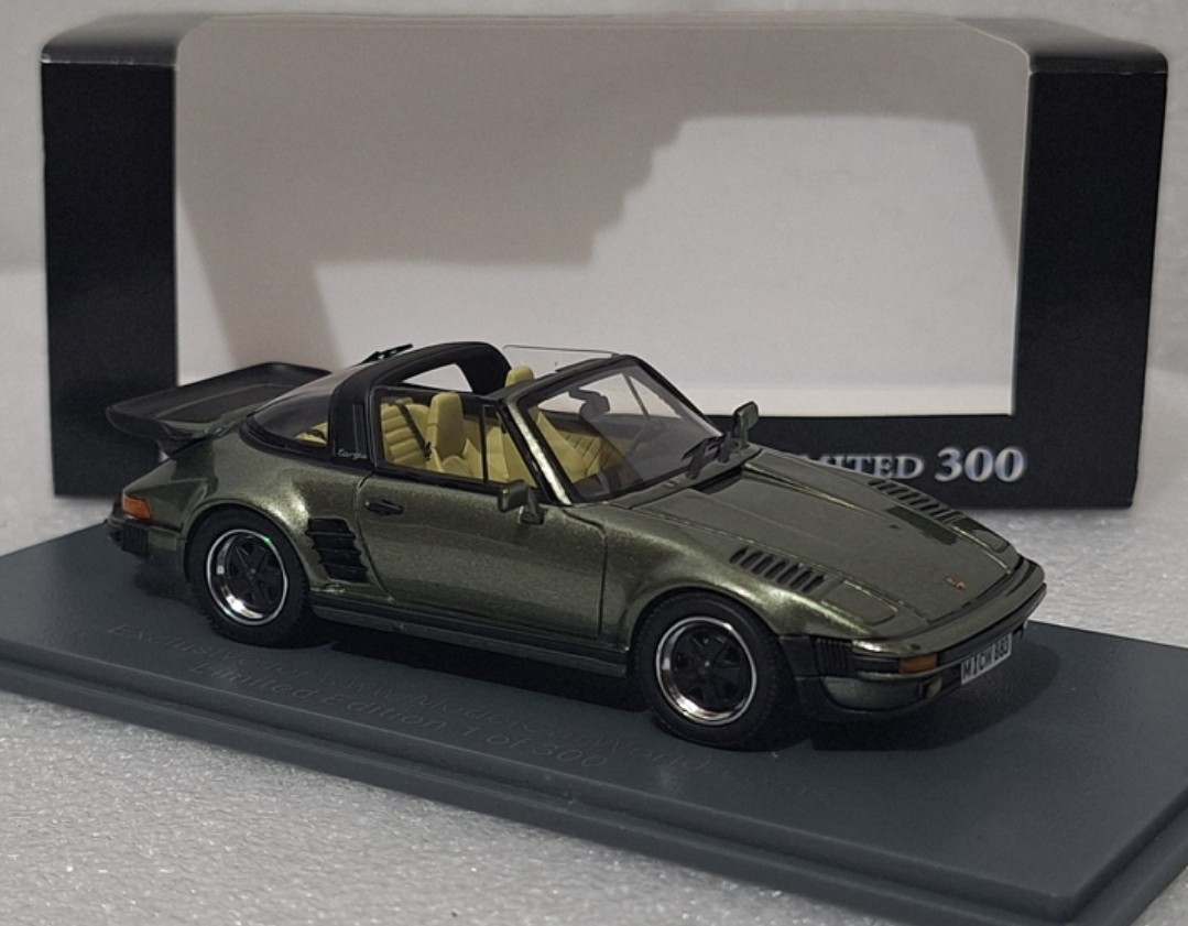 WOW Porsche 930 Turbo SE Targa Flatnose 1987 Green 1:43 Neo 43883